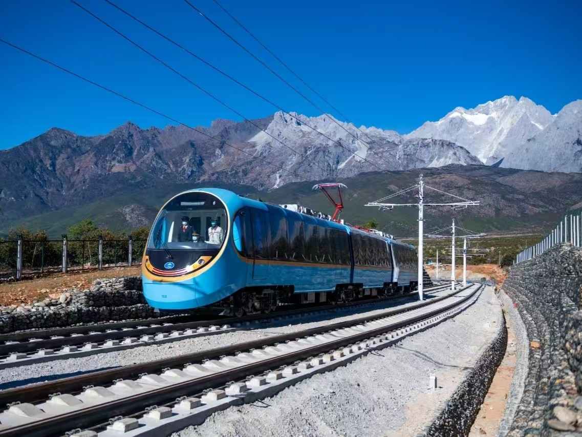 特別安排：雪山觀光列車