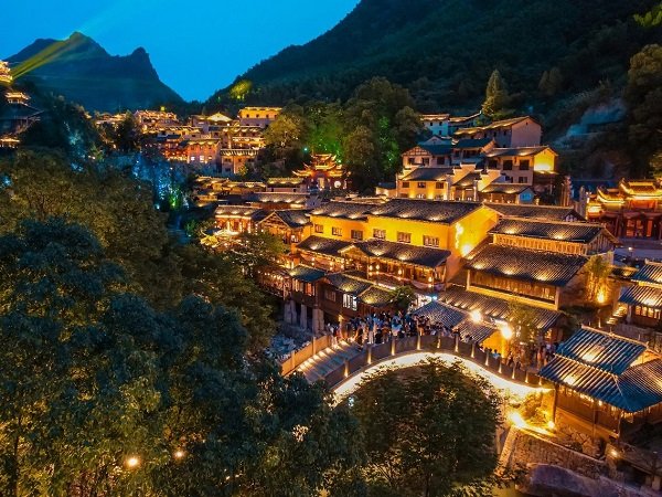 望仙谷-望仙谷(懸崖小鎮夜景)