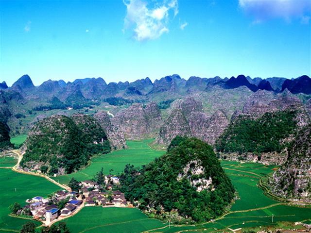 萬峰湖、萬峰林