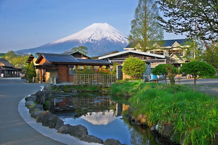 忍野八海(富士山美景)