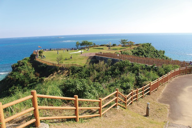照片來源：沖繩觀光局官網-知念岬公園