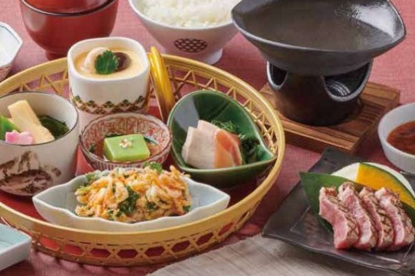 風味餐食