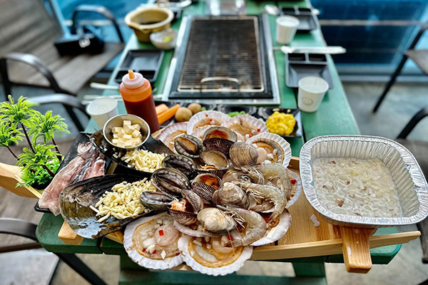海雲台貝殼一號店:海鮮燒烤+海鮮鍋+起司+黑輪(火烤兩吃)-風味餐食