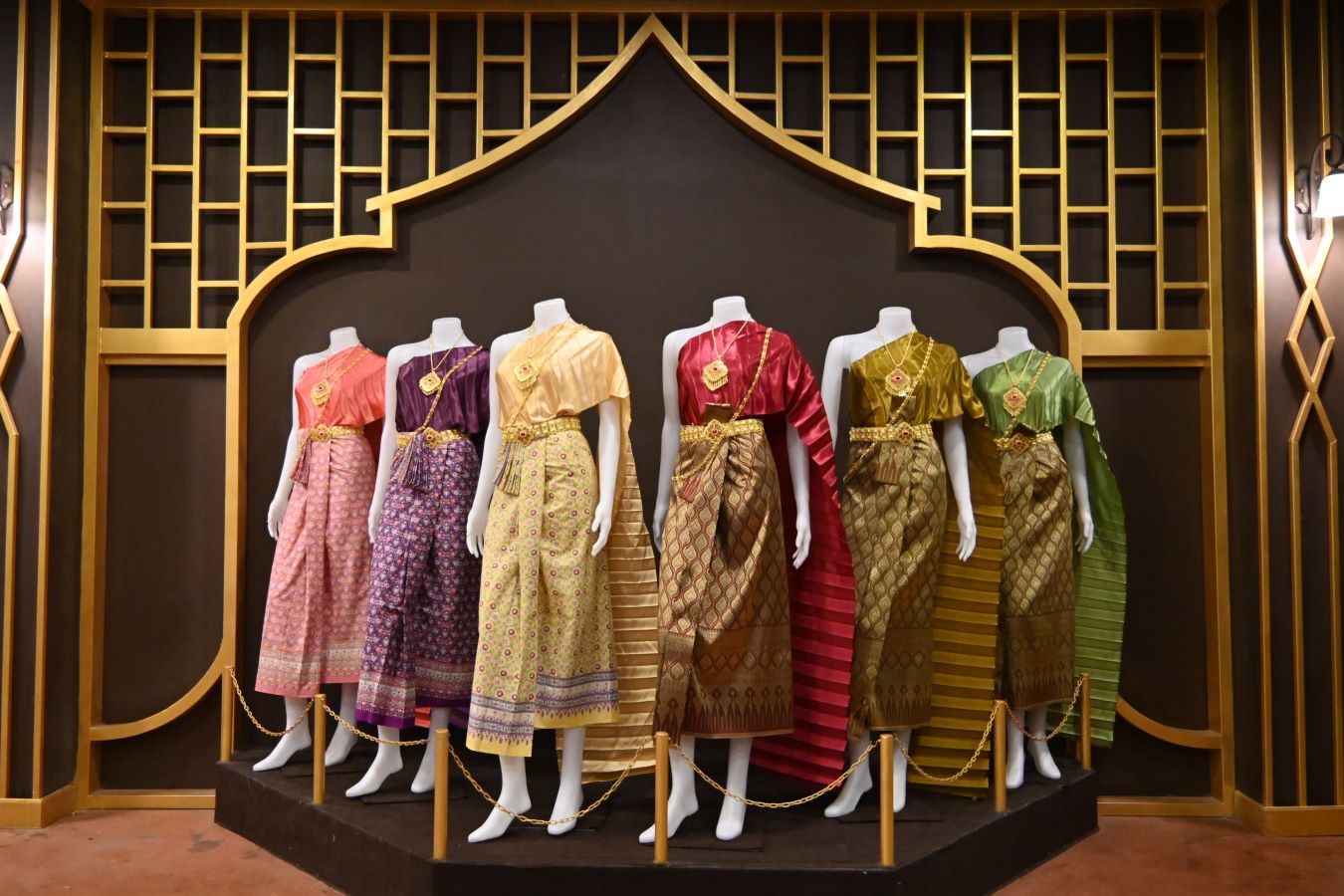 爽泰度假莊園(泰服體驗)